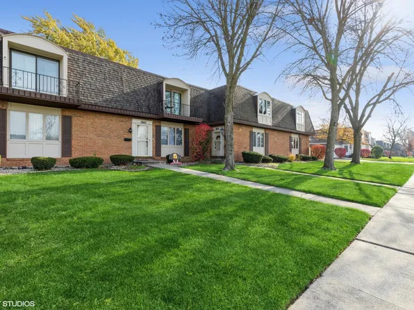 7847 Jefferson Ave, Munster, IN 46321