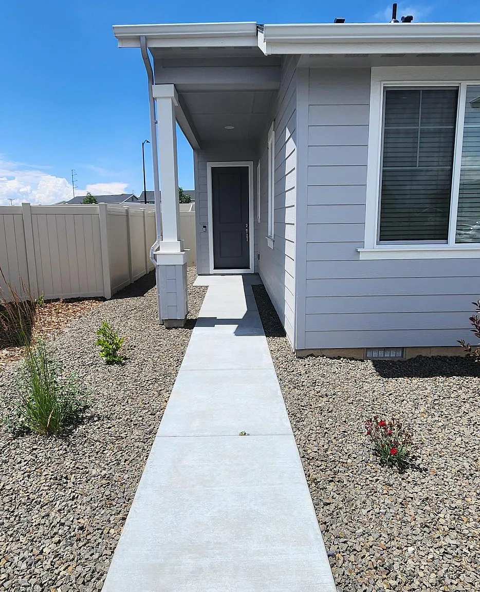 4 bed, 1766 sqft, $2,495 — Photo 3