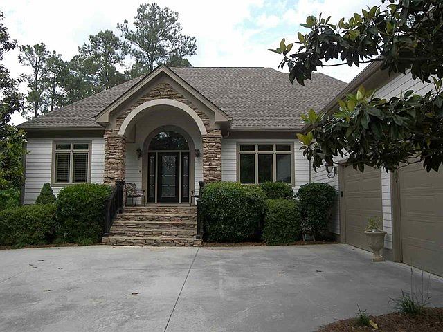 1st image of 2290 Club Dr
