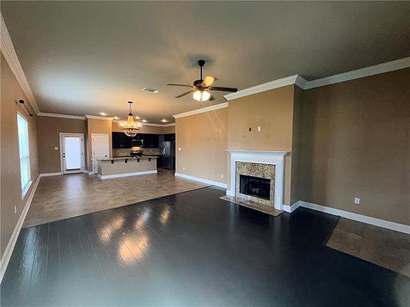 2nd image of 69492 Taverny Ct