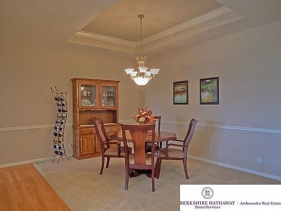 5th image of 2601 Leigh Ln
