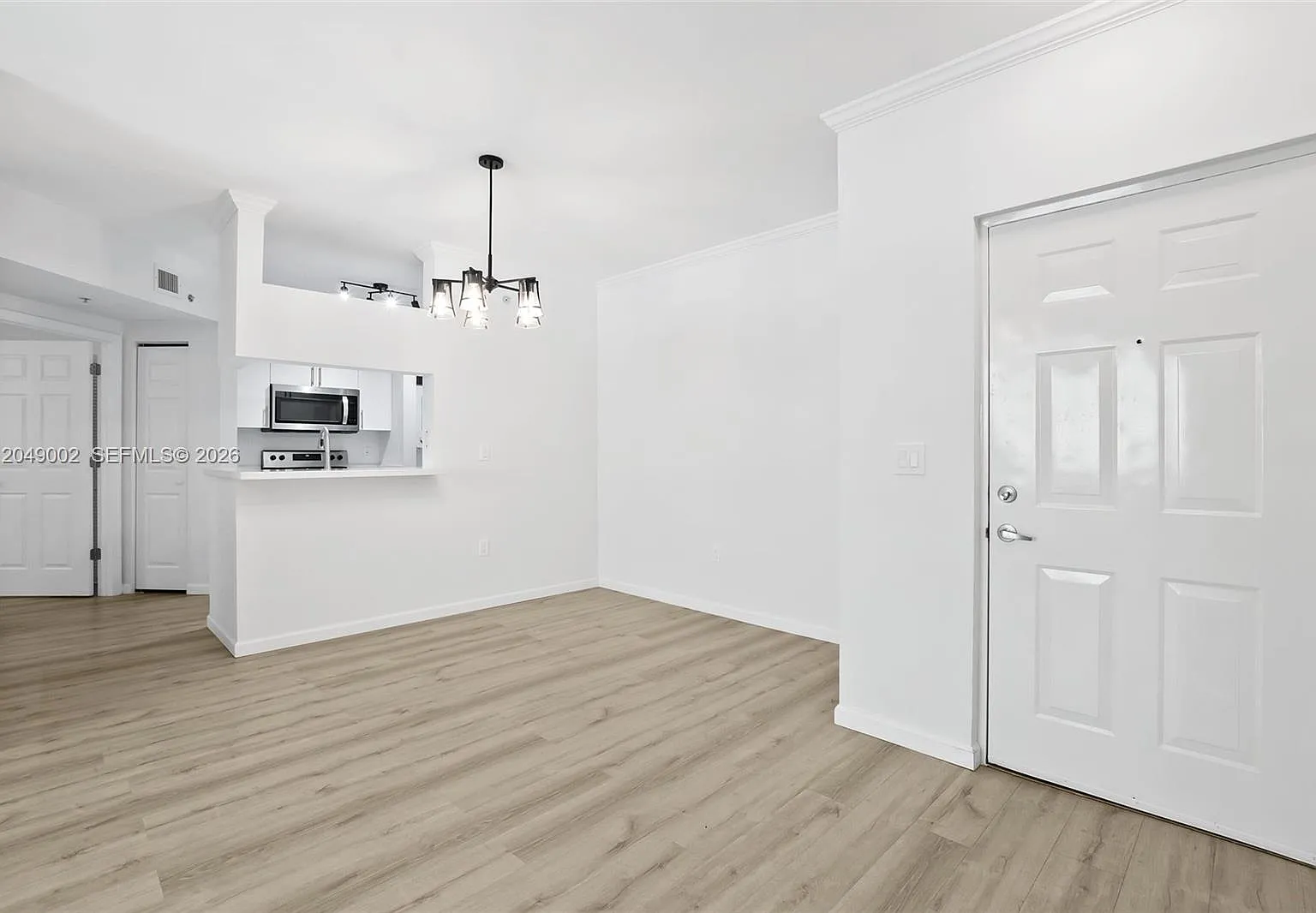 Porto Bellagio Condo — Photo 3