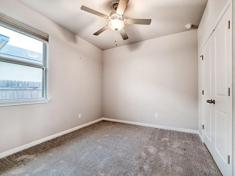 101 Red Cedar Ct — Photo 17