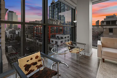 1150 J St #819 Photo 1
