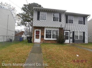 304 Maple Ave, Newport News, VA 23607