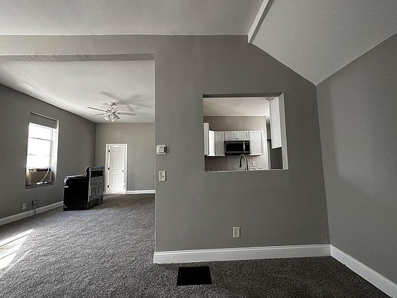 4th image of 1325 Lincoln Ave #A