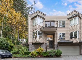 1215 Lansdowne Dr #227, Coquitlam, BC V3E 2P2