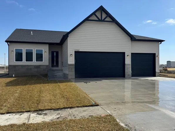 11700 N 145th St, Waverly, NE 68462