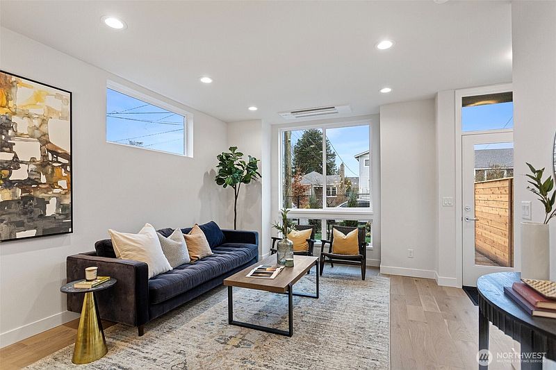 4th image of 7336 27th Avenue NW