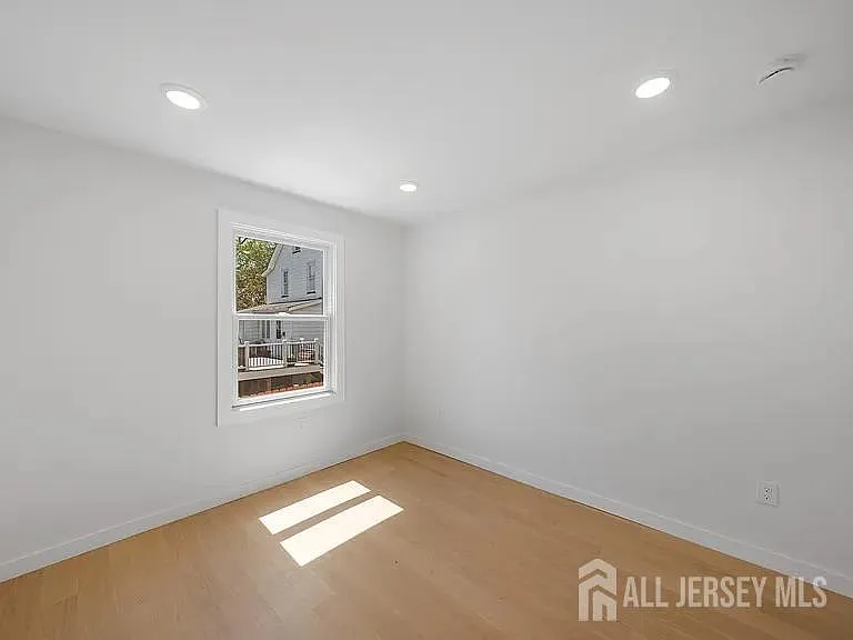 3 Meadow Rd #2 — Photo 8