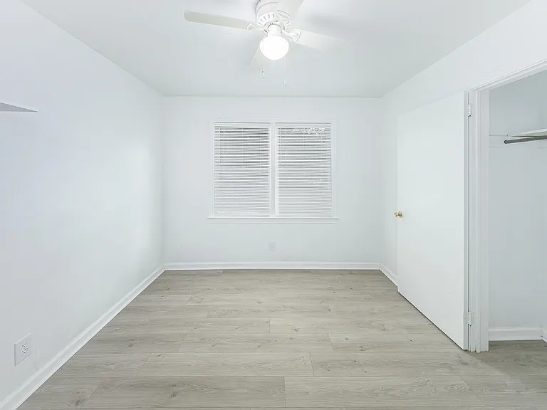 1637 Atkamire Dr — Photo 12