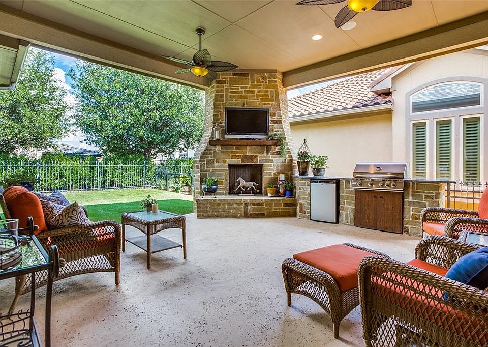 1st image of 6113 Heron Bay Ln