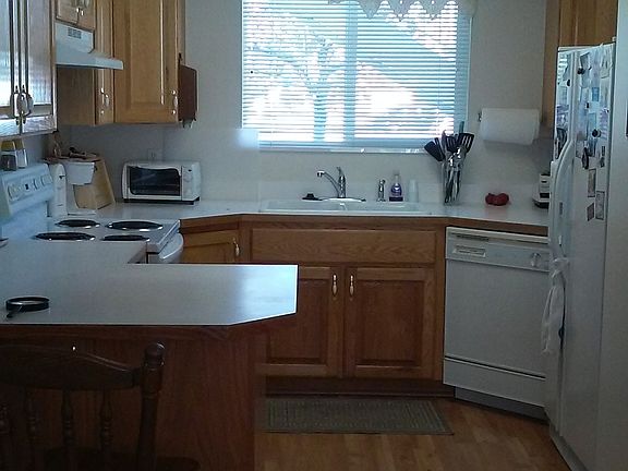 2nd image of 726 E 1500 S Unit 11