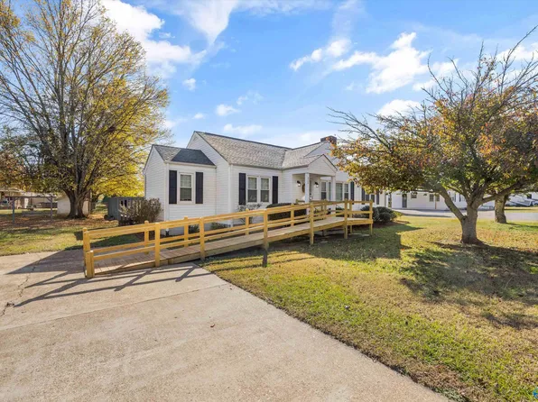 428 College Ave, New Hope, AL 35760