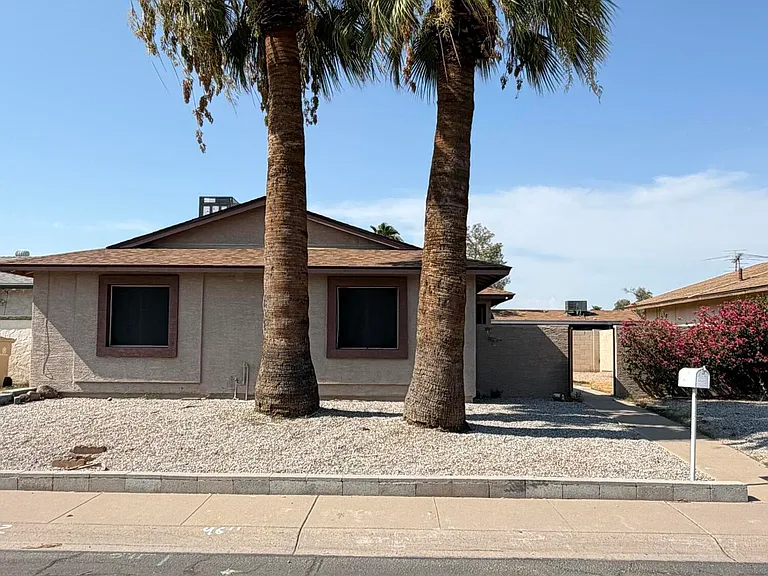 5232 W Mauna Loa Ln — Photo 1
