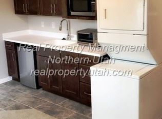 54 W Eastwood Pl, Farmington, UT 84025