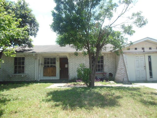 1st image of 5922 Seacroft Dr