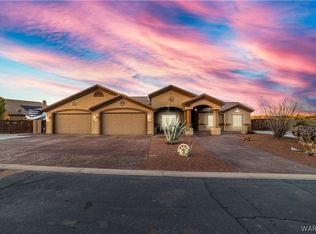 2301 Caprock Ave, Kingman, AZ 86401