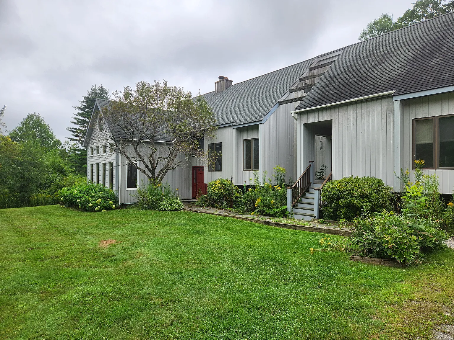 3 bed, 2.5 bath, $4,500 — Photo 1