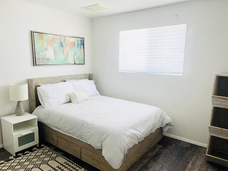 1609 S Parkside Dr — Photo 9