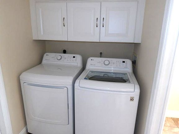 4th image of 3935 Orion Way