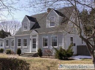 41 Great Hammock Rd, Old Saybrook, CT 06475