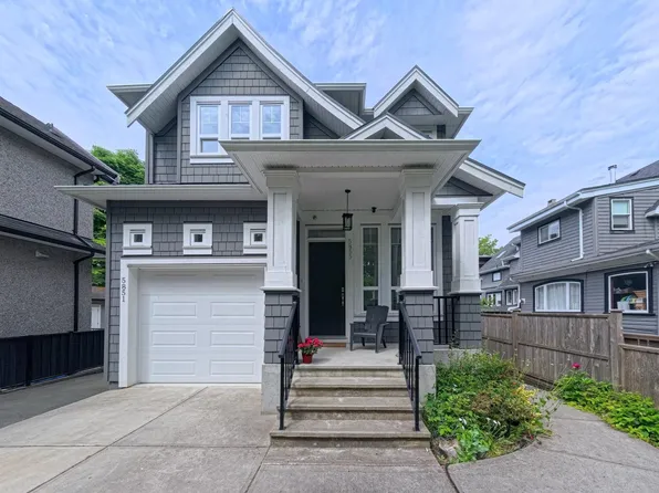 5855 Saint George St, Vancouver, BC V5W 2Y4