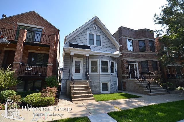 1st image of 3239 N Leavitt Street # Second Floor