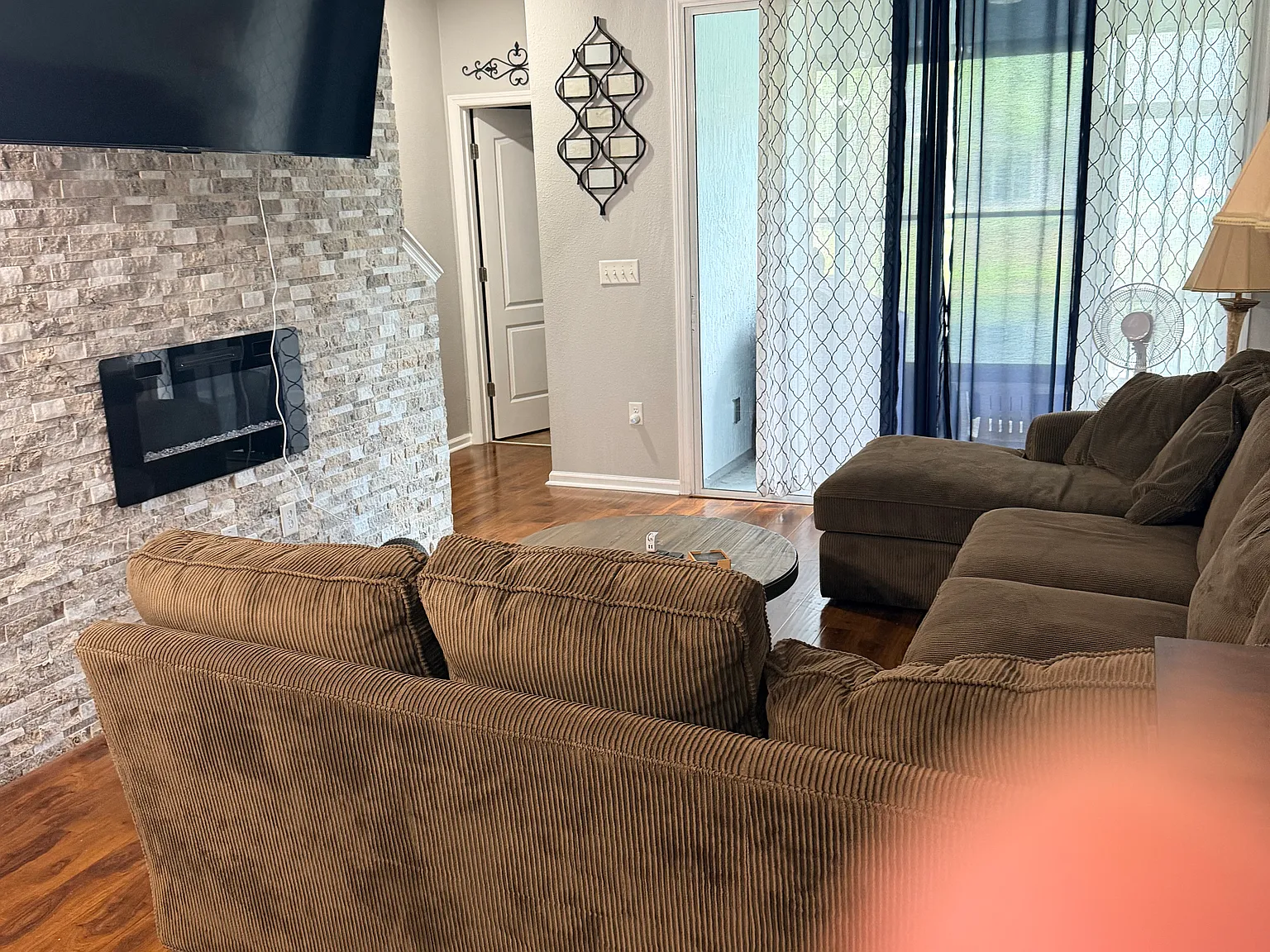 3 bed, 1420 sqft, $750 — Photo 4