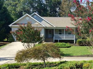 136 Rocky Shoals Trl, Mount Airy, GA 30563
