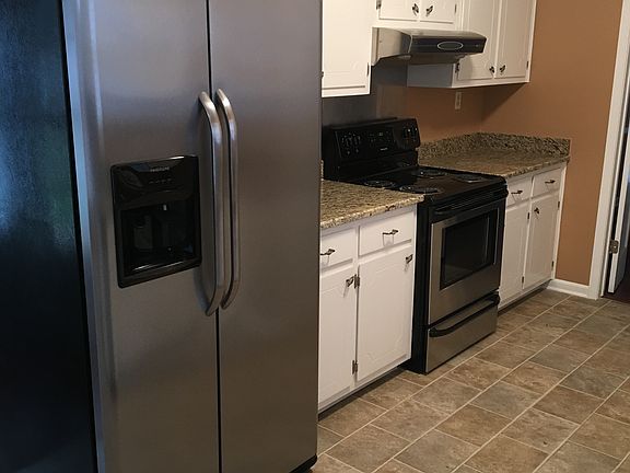 2nd image of 5725 Chapman Ave