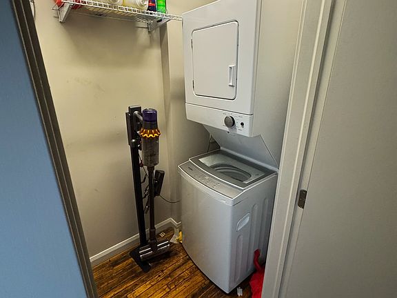 5th image of 11 E 6th Ave Unit 206