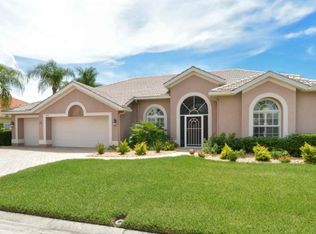 864 Macaw Cir, Venice, FL 34285