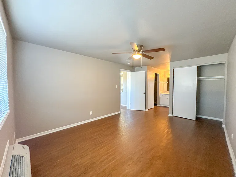 Autumn Chase Apartments — Photo 13