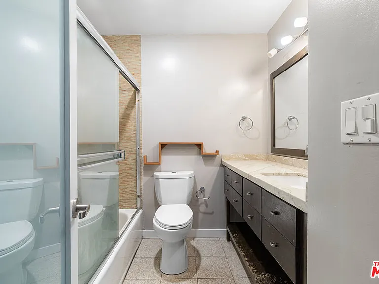 22 Navy St #202 — Photo 17