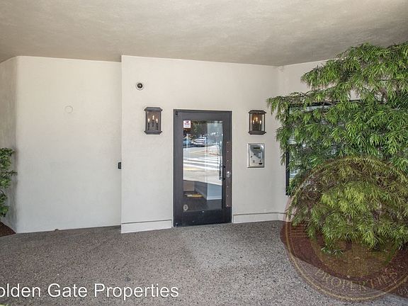 5th image of 3501 Laguna St APT 206