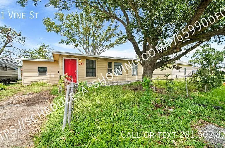 741 Vine St — Photo 1