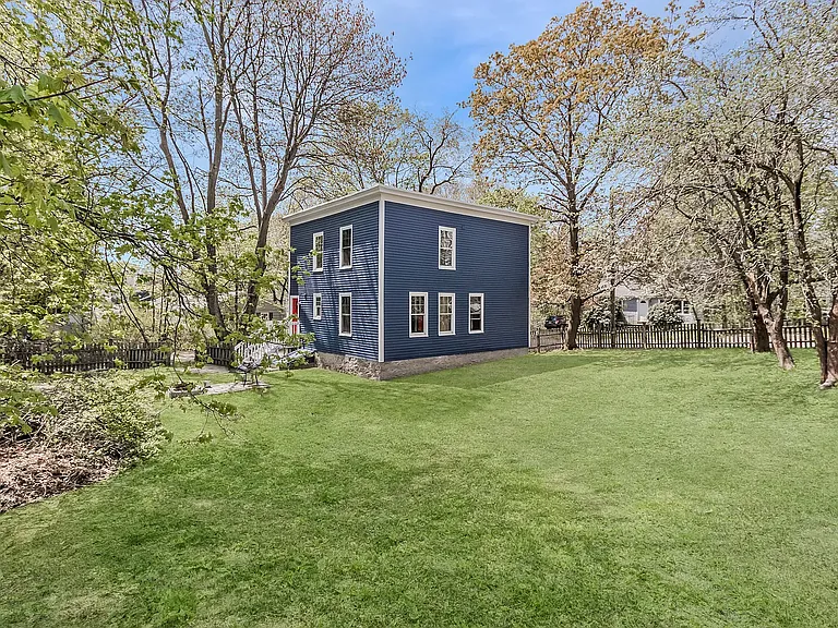 113 Bolton St #1 — Photo 19
