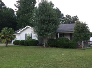 17008 Bayside Dr, Northport, AL 35475