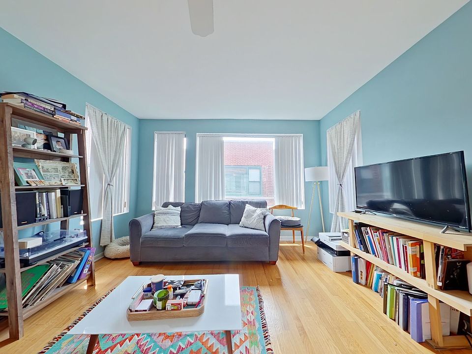 1st image of 1433 W Balmoral Ave #1439-1N