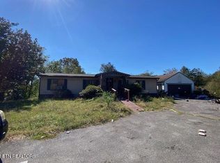 5701 Roberts Rd, Corryton, TN 37721