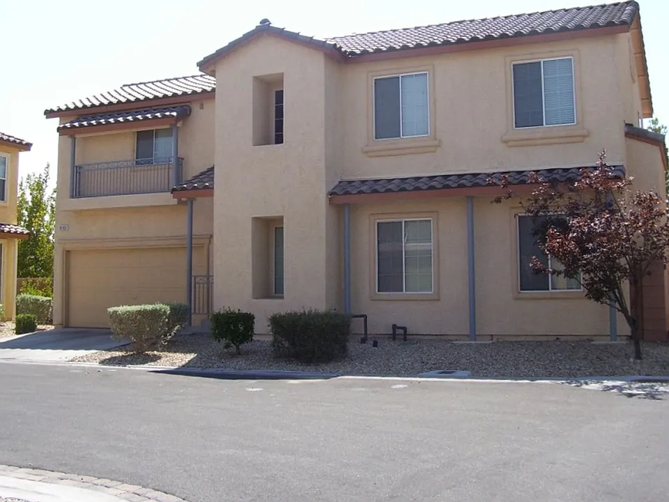8183 Retriever Ave