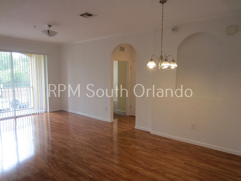 8660 Buccilli Dr #201 — Photo 4