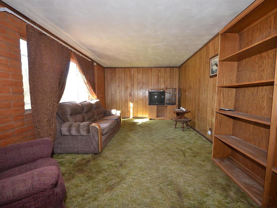 1st image of 39195 N Taylor St