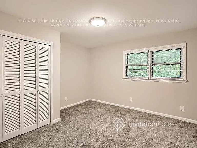 2360 Sandgate Rd — Photo 7