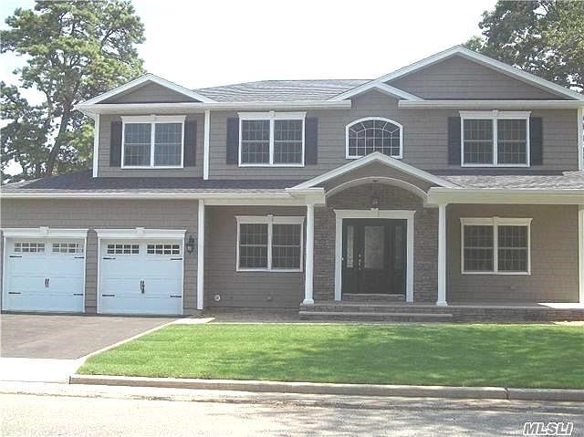 1st image of 552 Central Ave