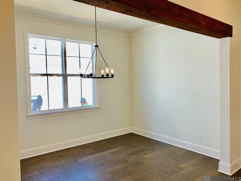 2212 Belfleur St — Photo 11