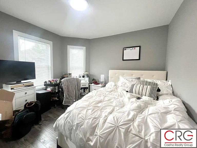 14 Vermont Ave #3 — Photo 28