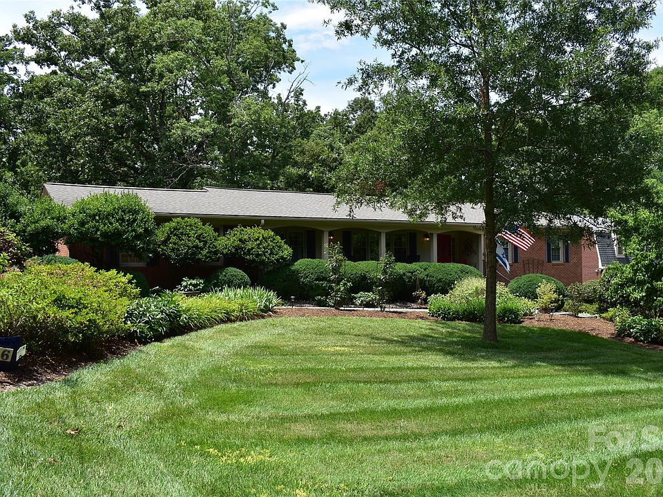 1st image of 326 Richmond Rd