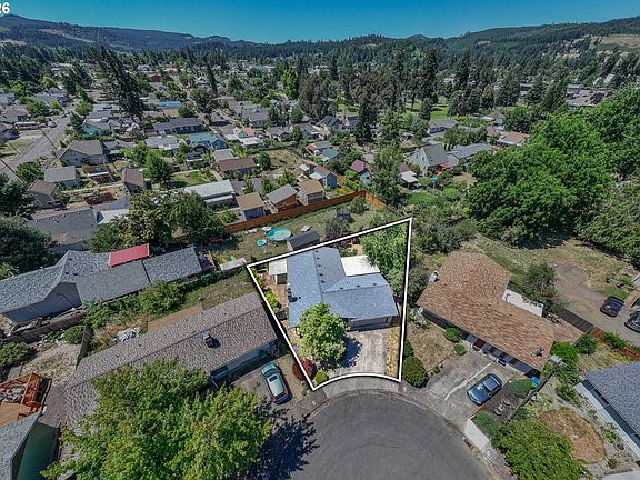 2nd image of 1480 Carobelle Ct